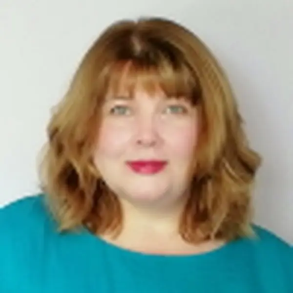 Julie holmes